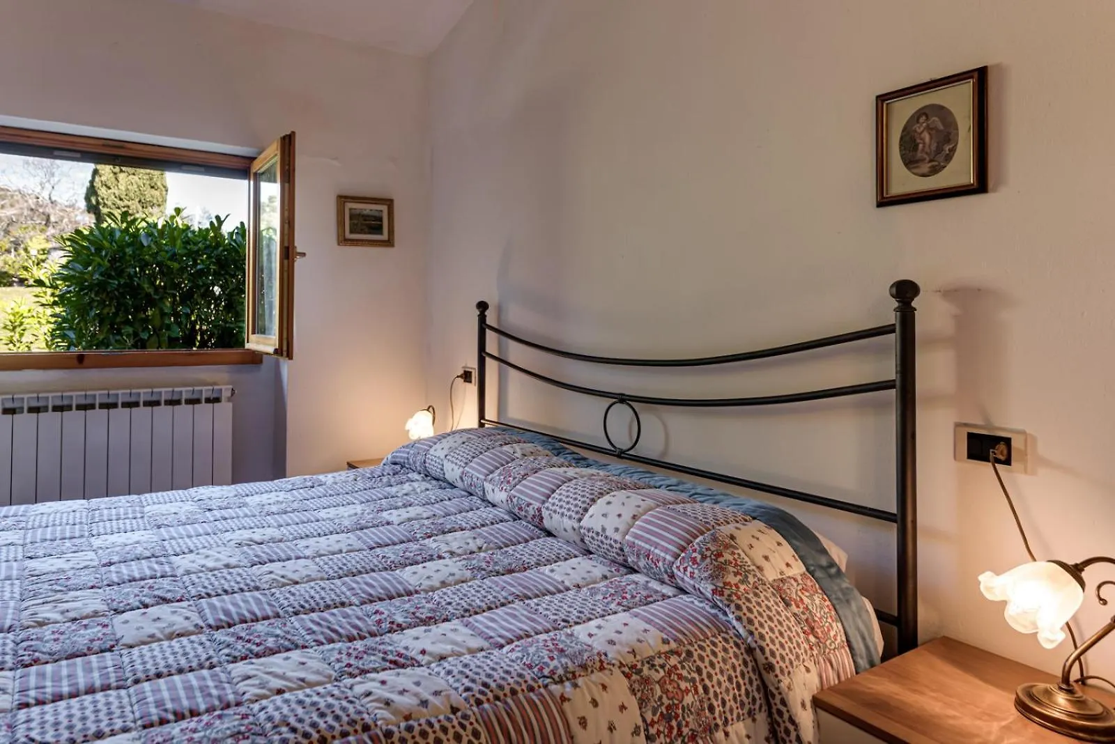 Fattoria I Tribbi Apartment Ambra Italy