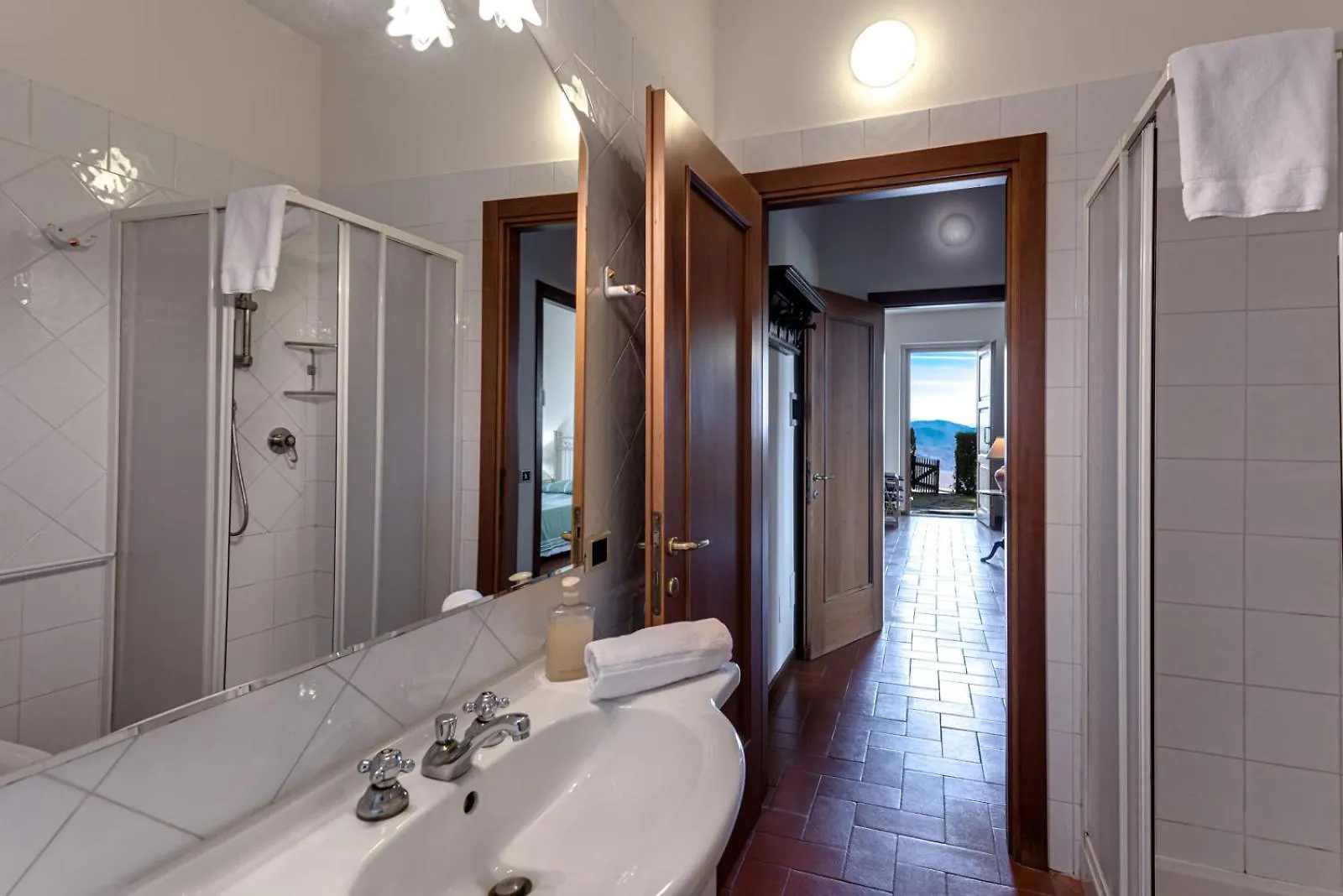 Fattoria I Tribbi Apartment Ambra
